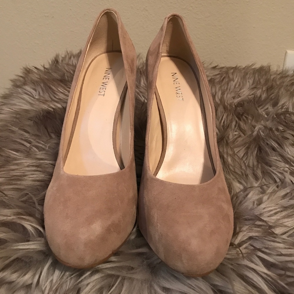 Nine West heels! - Picture 1 of 4